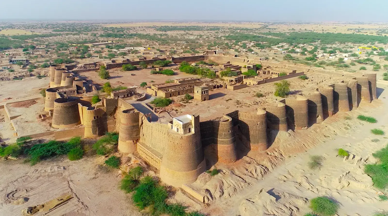 Derawar Fort in Cholistan