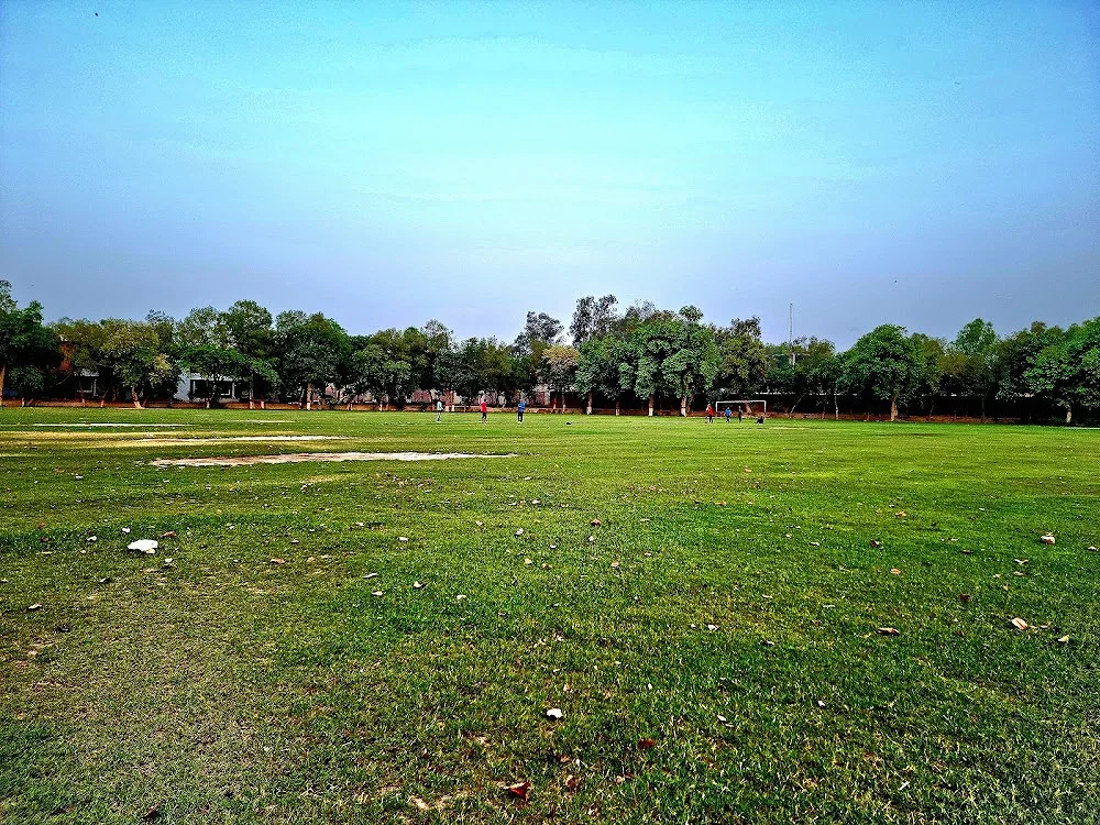 Dring Stadium image 3