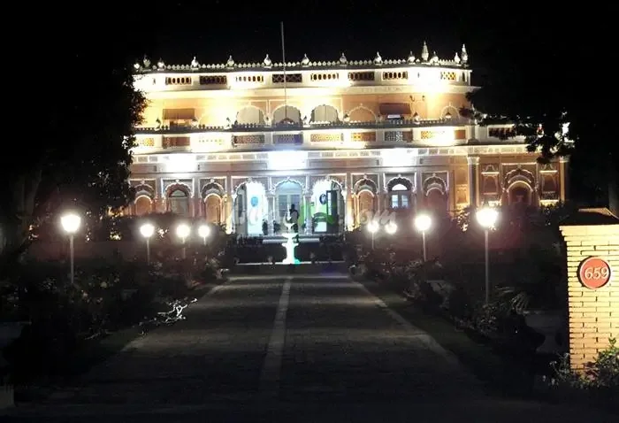 Farukh Mahal image 3