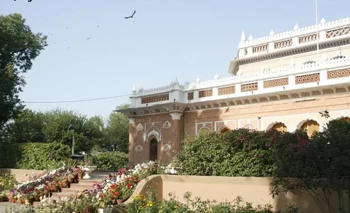 Farukh Mahal image 4