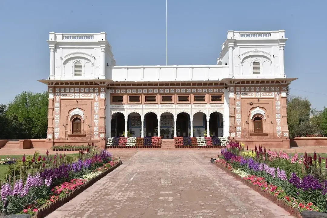 Nishat Mahal image 3