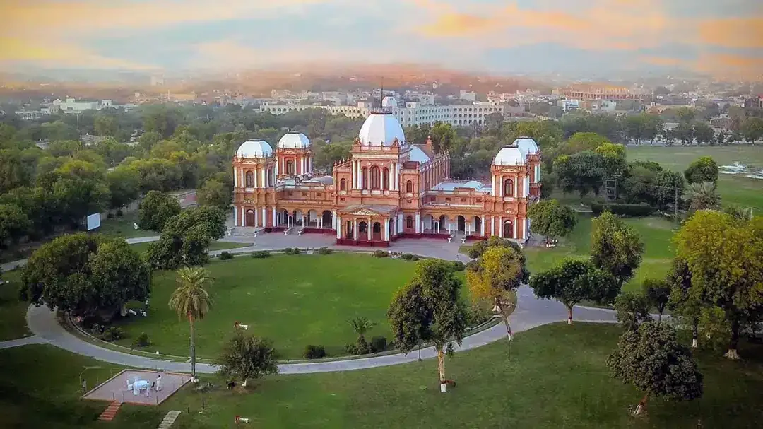 Noor Mahal image 4
